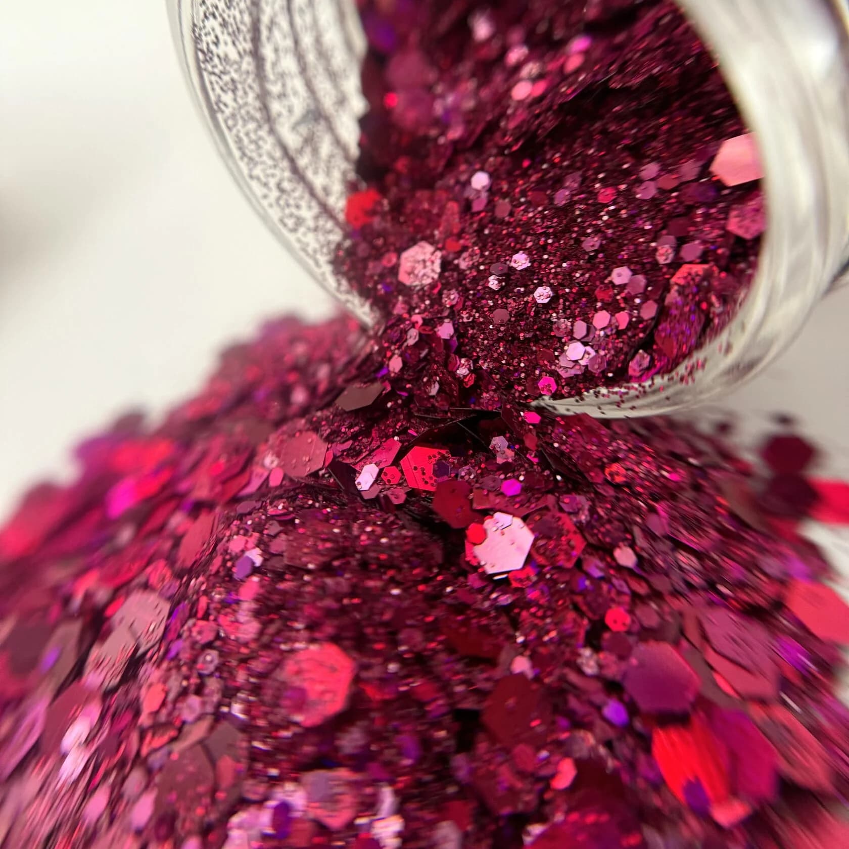 http://45.129.97.76:8000/media/images/product/image_CupwED9.webp