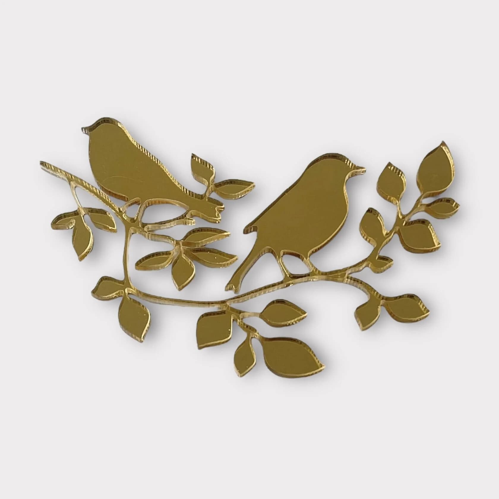http://45.129.97.76:8000/media/media/product/1759564043.8016572.image.webp