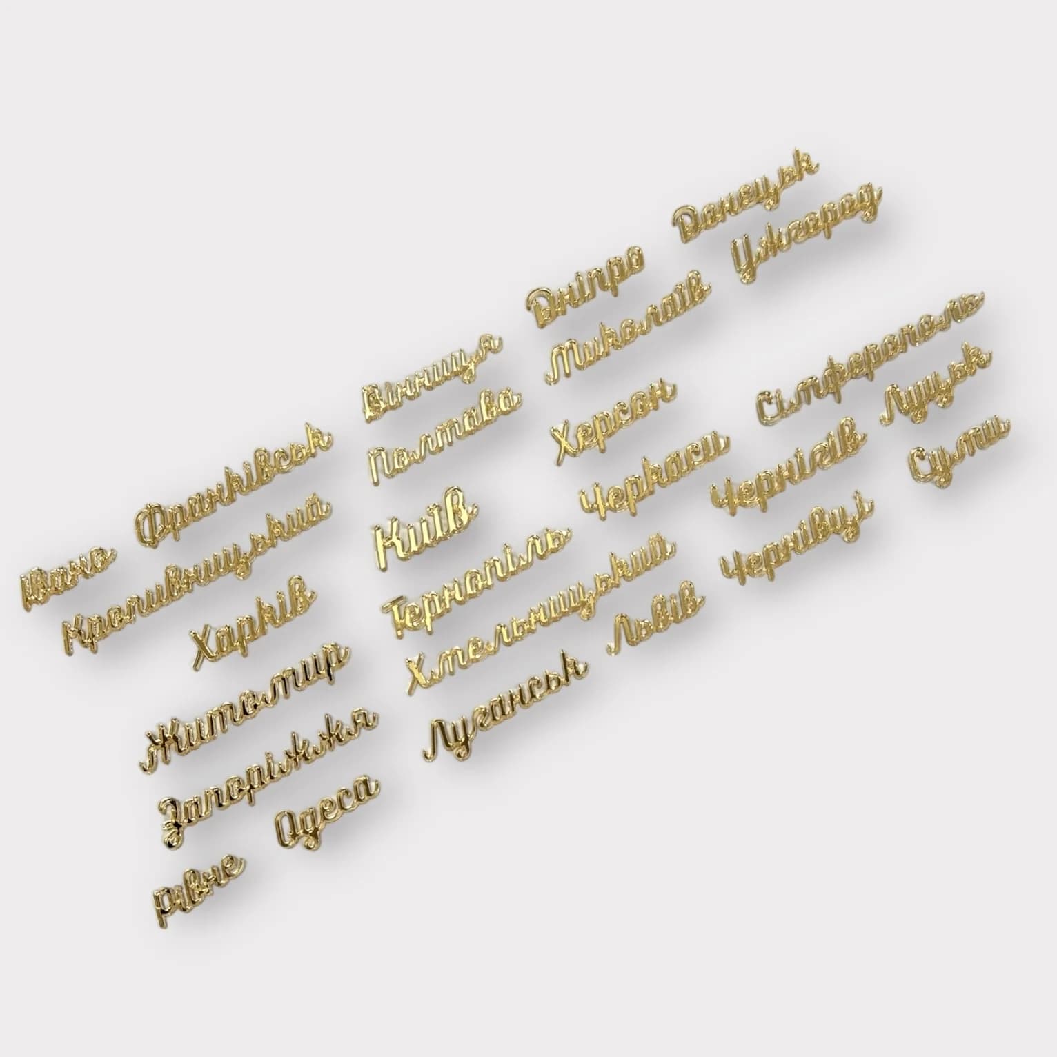 http://45.129.97.76:8000/media/media/product/1763406156.498404.image.webp